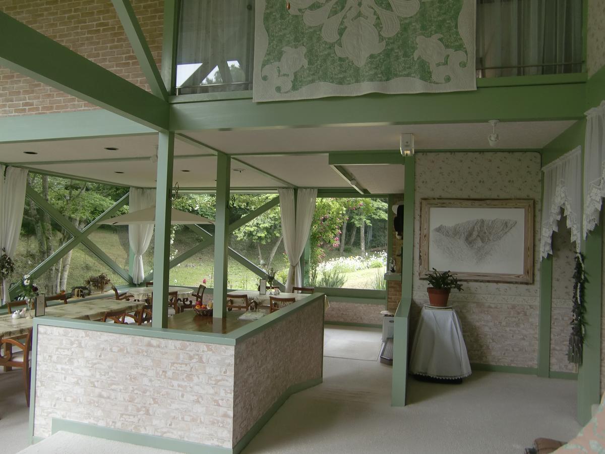 Hale Makawao Bed and Breakfast Daisen  Exteriör bild